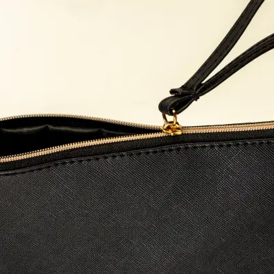 Borsa multiuso in PU grana fine saffiano - Immagine 19
