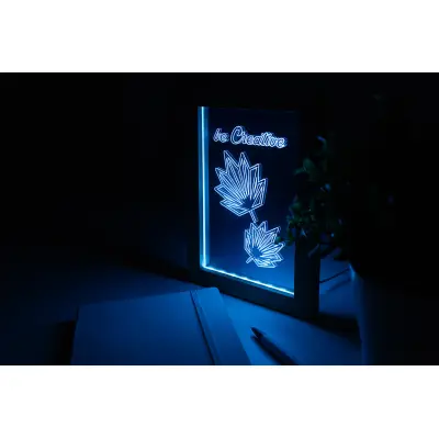 Trofeo con illuminazione a LED WOODIFRAME - Immagine 6