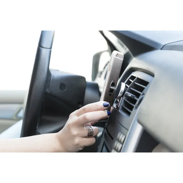 Supporto porta cellulare per auto KARMAG - Immagine 4