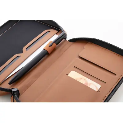 Organizer da viaggio in plastica riciclata PULUX PASS - Immagine 16