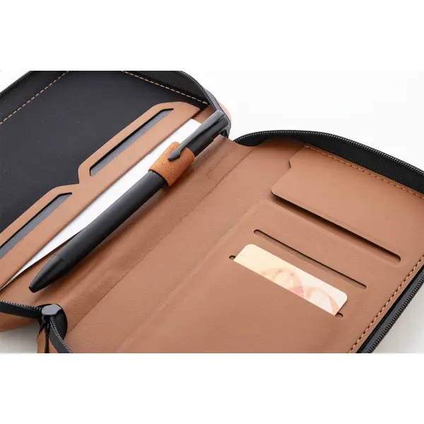 Organizer da viaggio in plastica riciclata PULUX PASS - Immagine 16