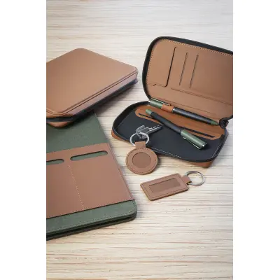 Organizer da viaggio in plastica riciclata PULUX PASS - Immagine 20