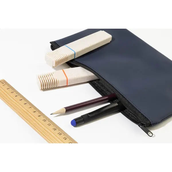 Astuccio CUSTRO porta penne promozionale in PU riciclato 80% - Immagine 10