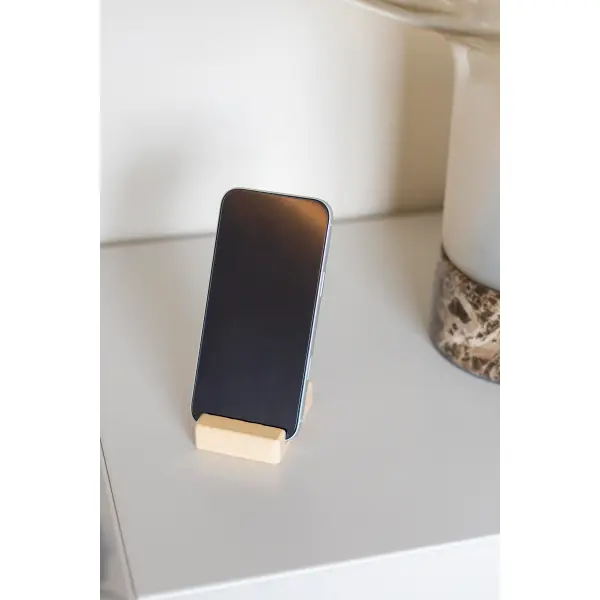 Supporto telefono NYLA 8x6x2 cm in legno riciclato - Immagine 7
