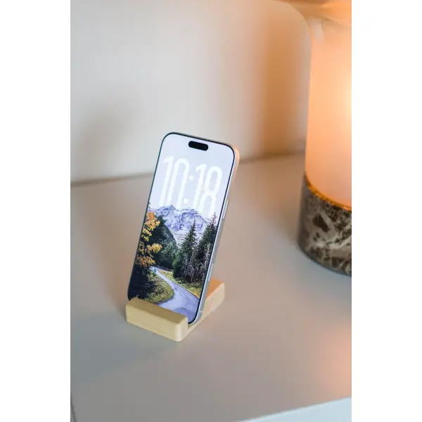 Supporto telefono NYLA 8x6x2 cm in legno riciclato - Immagine 8