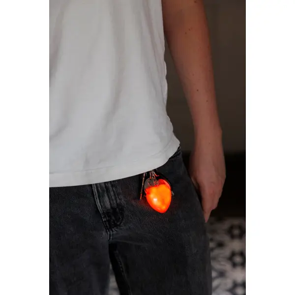 Portachiavi con torcia GLEAMO cuore 10 LED ricaricabile USB-C - Immagine 20