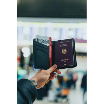Porta Travelfinder rintracciabile in rPET RCS - Immagine 12