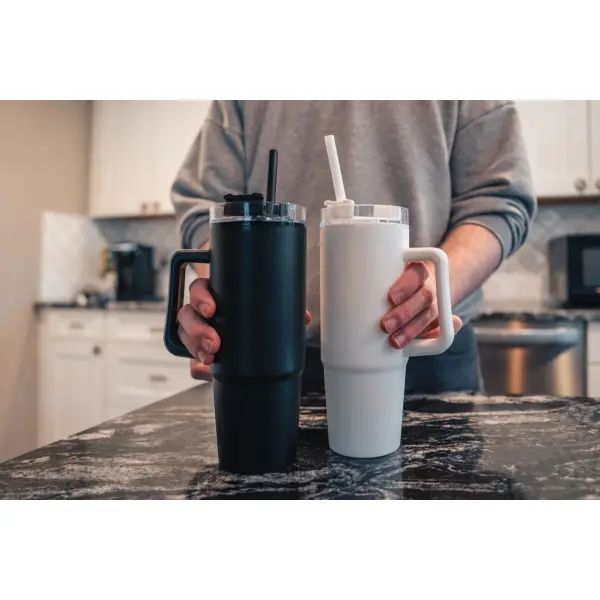 Tazza con manico Tana in plastica riciclata RCS 750ml - Immagine 45