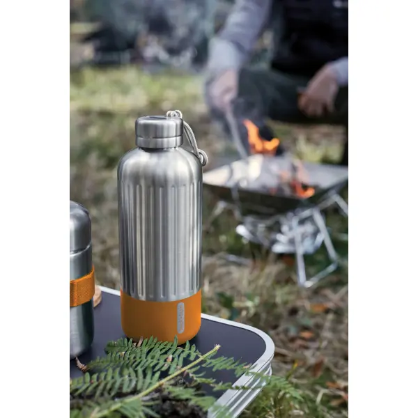 Bottiglia termica grande Black+Blum Explorer 850ml - Immagine 10