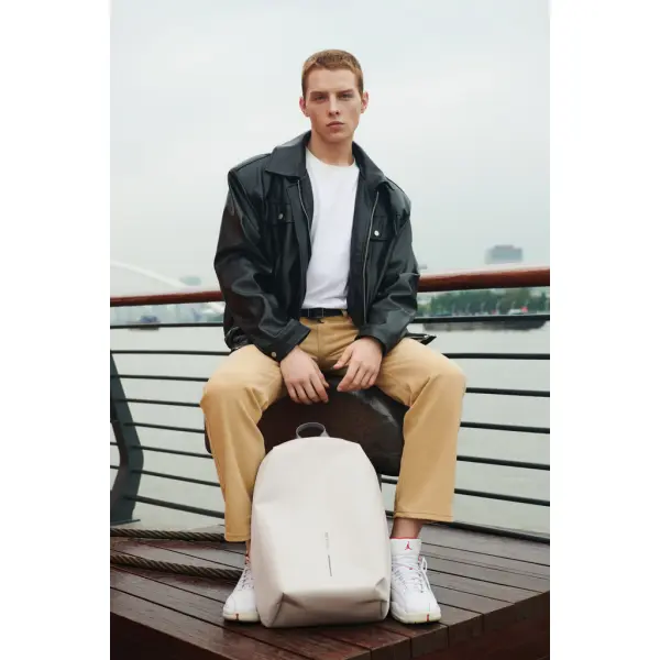 Zaino antitaccheggio Bobby Soft personalizzato 16L - Immagine 105