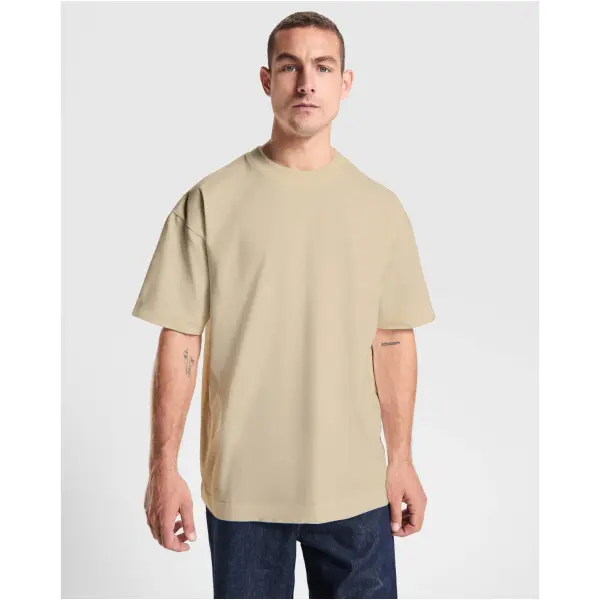 Maglietta unisex oversize CHOW personalizzata con logo - Immagine 2