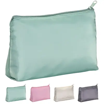 Beauty case in morbido poliestere chiusura con zip