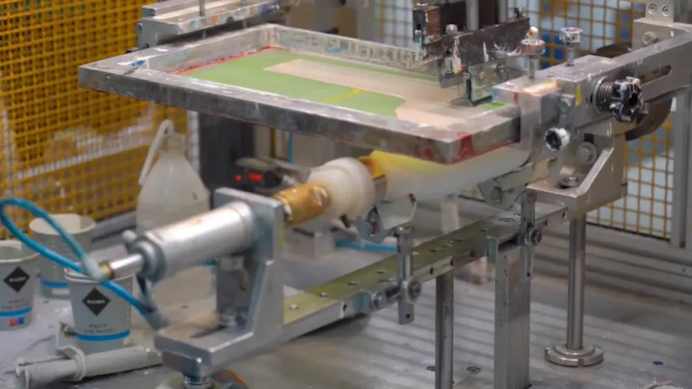 Stampa serigrafica circolare su borraccia