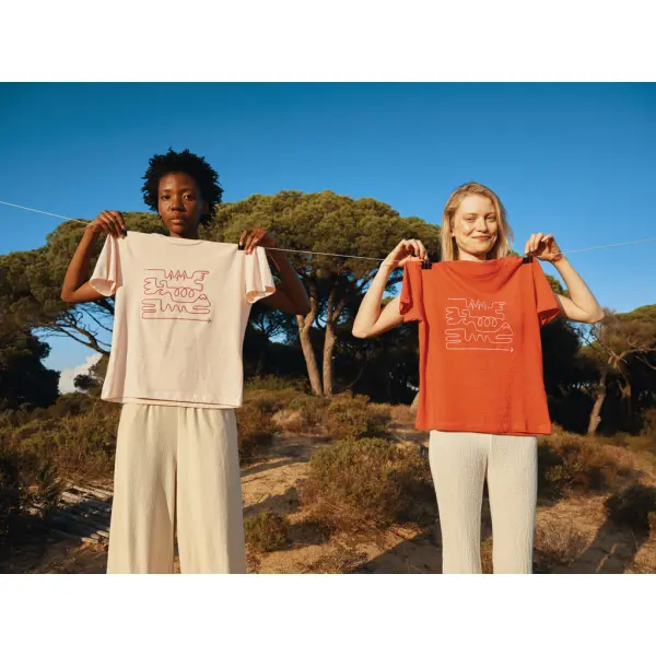 T-shirt donna IQONIQ Yala personalizzata in cotone riciclato - Immagine 36