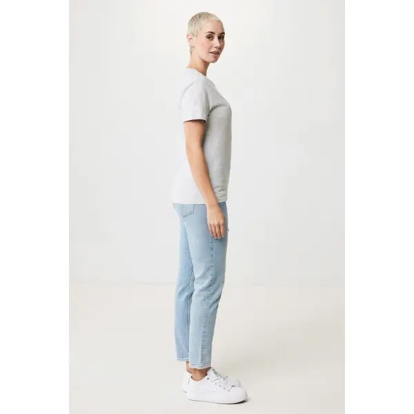 T-shirt donna IQONIQ Yala personalizzata in cotone riciclato - Immagine 79