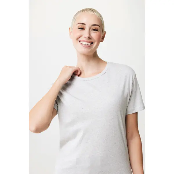 T-shirt donna IQONIQ Yala personalizzata in cotone riciclato - Immagine 80
