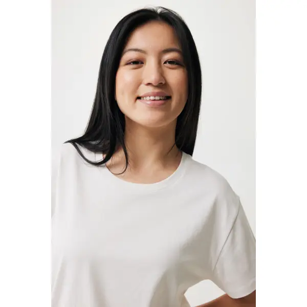 T-shirt donna IQONIQ Yala personalizzata in cotone riciclato - Immagine 117