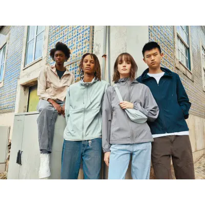 Giacca leggera IQONIQ LOGAN in rPET 70 g/m² Unisex - Immagine 18
