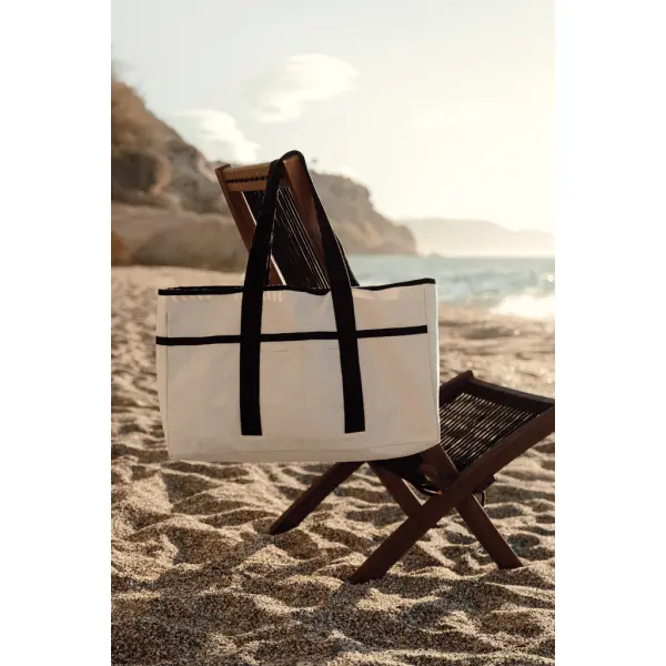 Borsa spiaggia VINGA Volonne in tela riciclata AWARE™ - Immagine 12